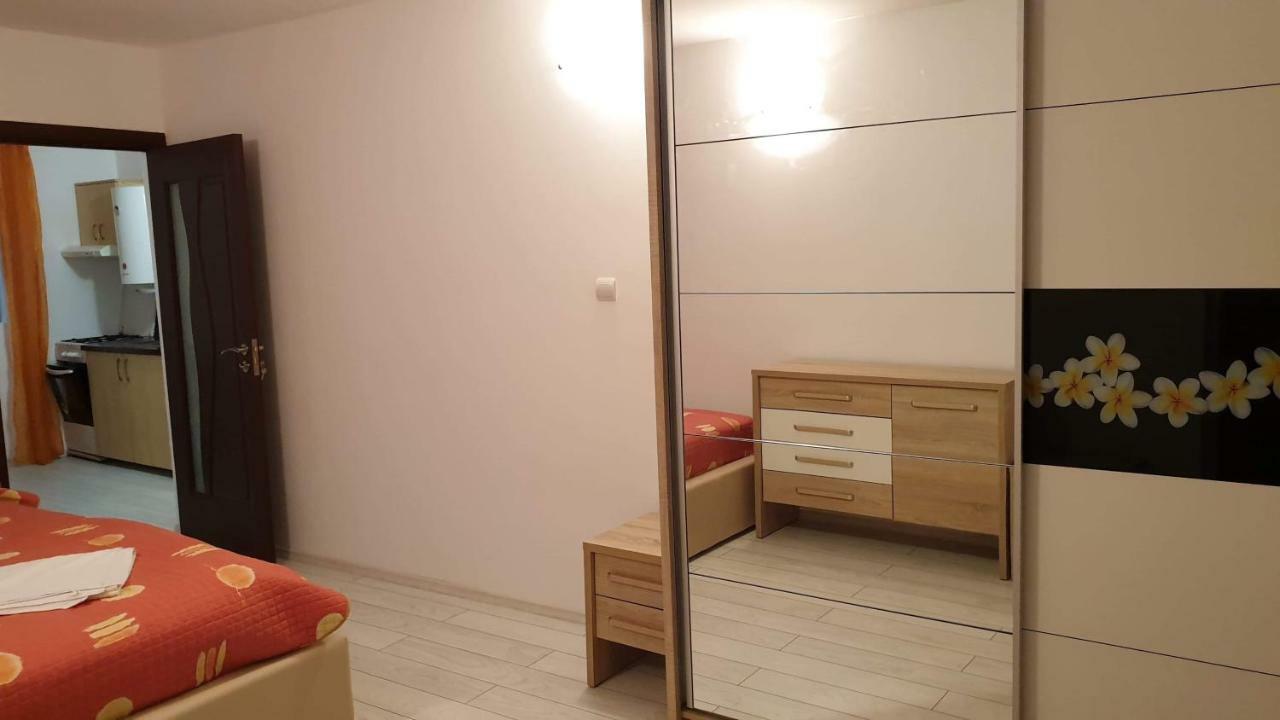 Strada Emil Racovita 25 Apartament 호텔 브라쇼브 외부 사진